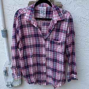 Sadie & sage brand red/white/navy plaid super soft cotton button down. Size med